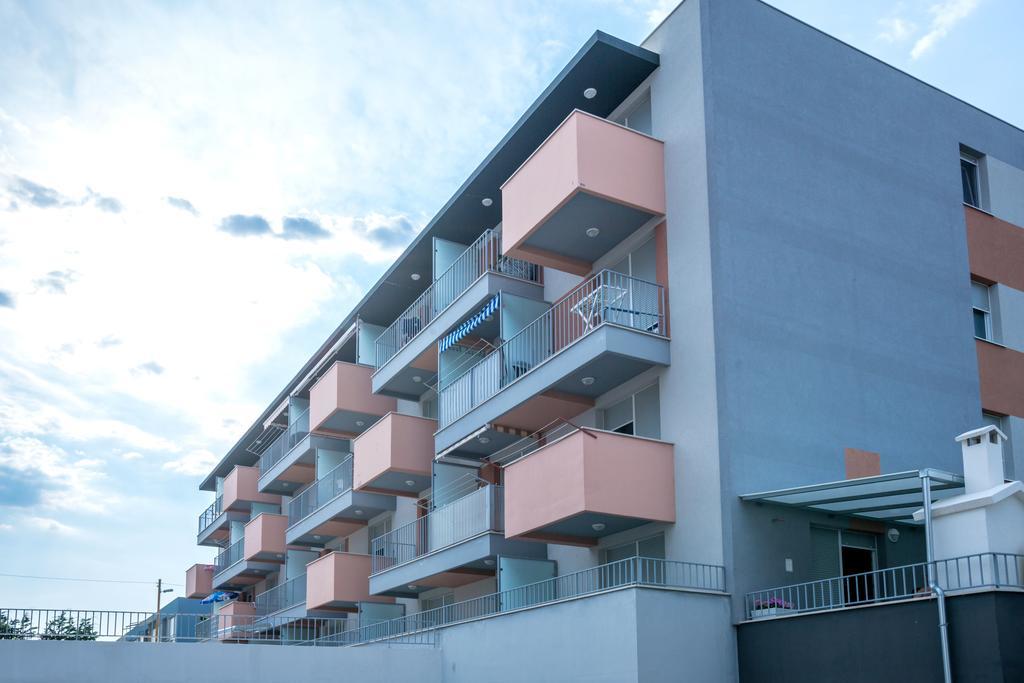 Studio Teuta - Private Parking Split Exterior photo